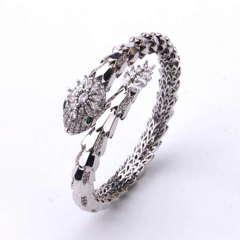 BVL*ARI BANGLE AND RING SET