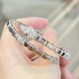 BRANDED LUXURY BANGLE