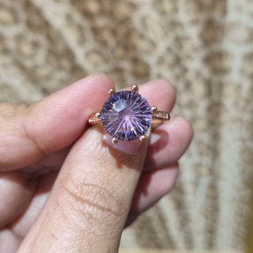 Luxury rose gold plated zircon ring adjustable with exclusive box packing