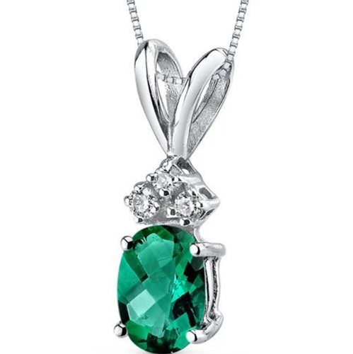The emerald look diamond cut pendant with box packaging