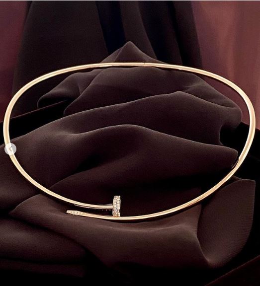 Deepika Padukone Branded Luxury necklace box packed