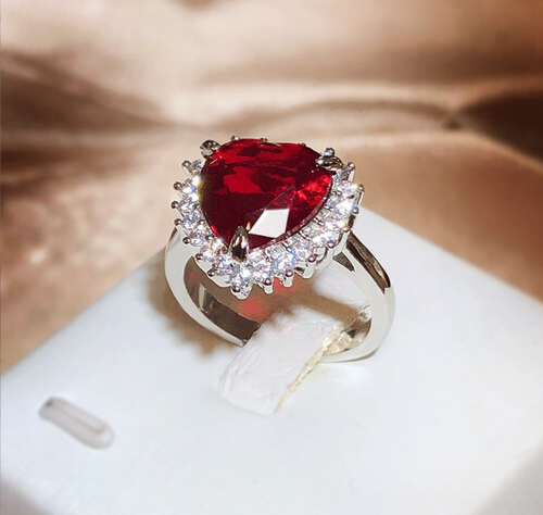 Luxury quality zircon ring adjustable