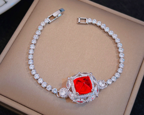 RUBY LOOK EXCLUSIVE BRACELET FREE BOX PACKAGING LUXURY GIFT FOR HER