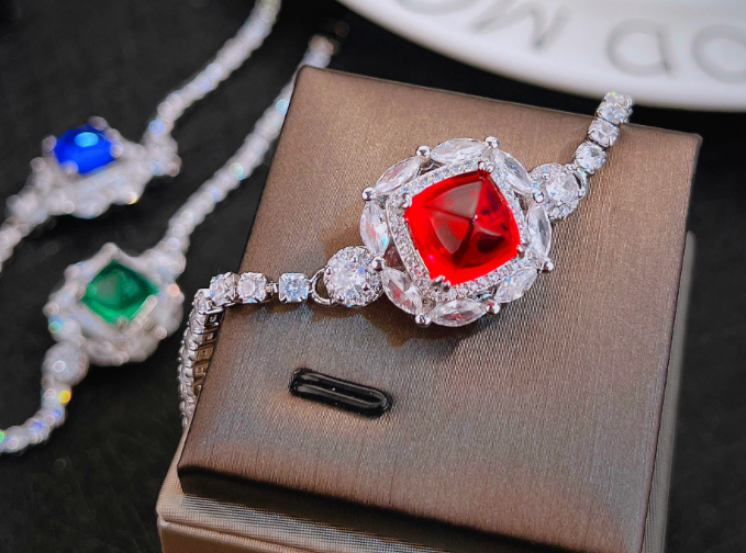 RUBY LOOK EXCLUSIVE BRACELET FREE BOX PACKAGING LUXURY GIFT FOR HER