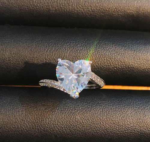 Luxury wear high quality zircon ring adjustable