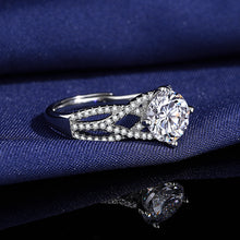 Non-tarnish-Signature Shine Ring – Where Clarity Meets Confidence