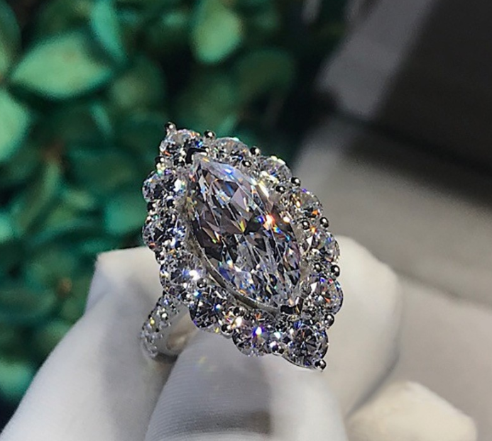 Luxury quality platinum plated zircon ring