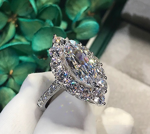Luxury quality platinum plated zircon ring