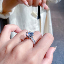 Non Tarnish- Diamond impression luxury ring