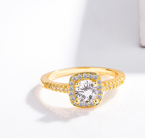 Gold plated zircon ring adjustable