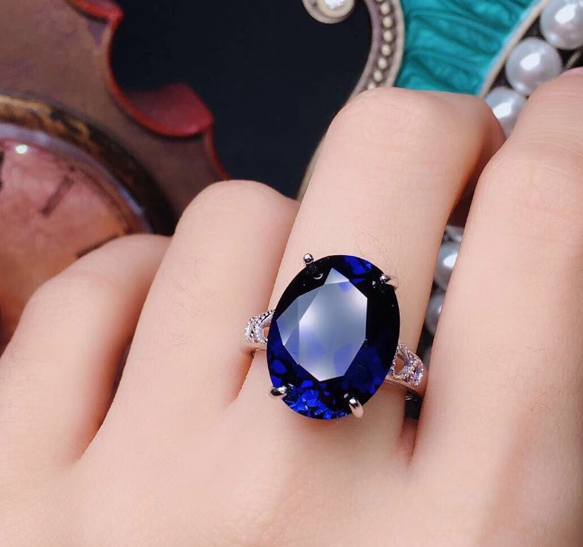 Sapphire look luxury ring adjustable AAA quality WITH BOX