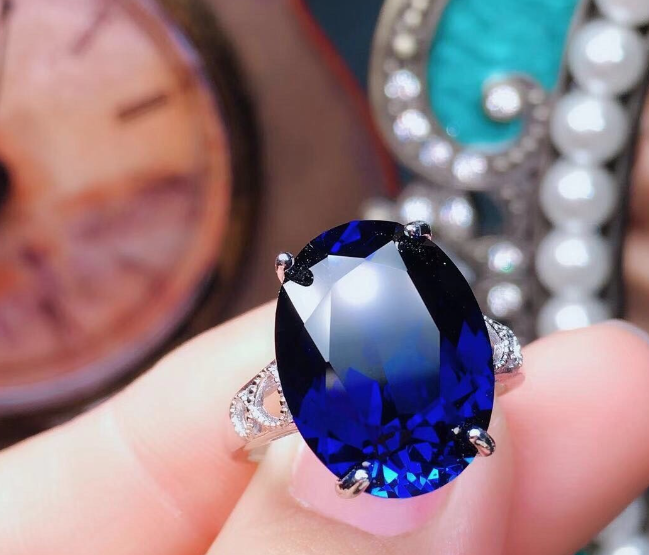 Sapphire look luxury ring adjustable AAA quality WITH BOX