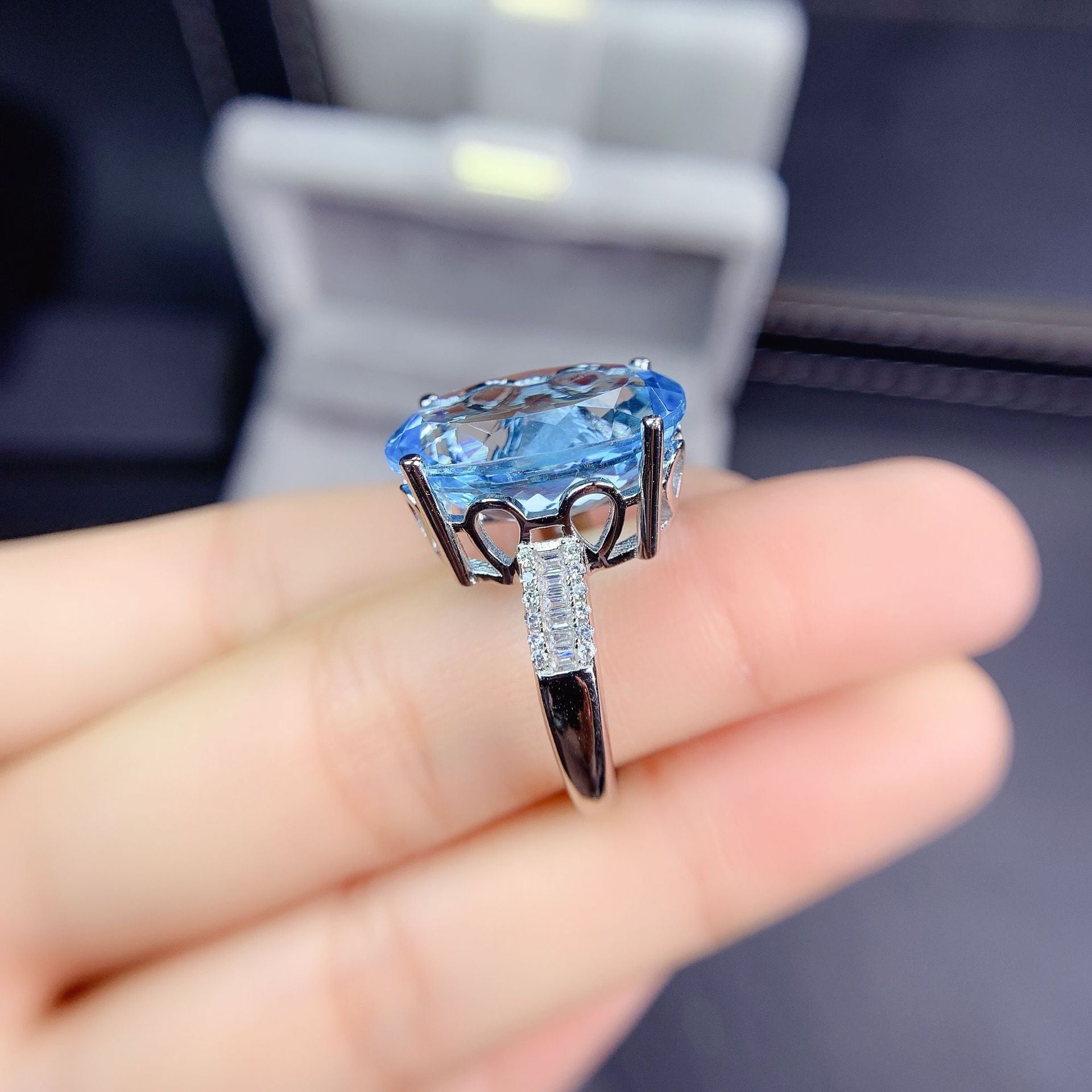 Aqua theme luxury finish adjustable ring