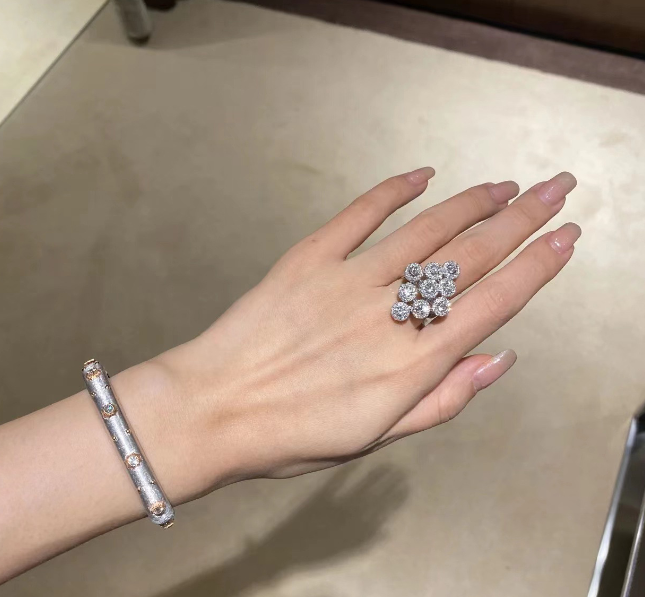 Luxury wear high quality zircon ring adjustable