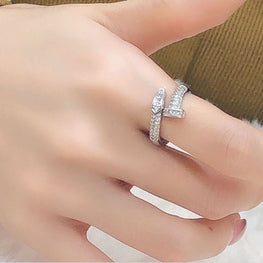 Branded Luxury wear high quality zircon ring adjustable