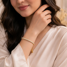 Gold impression bracelet adjustable