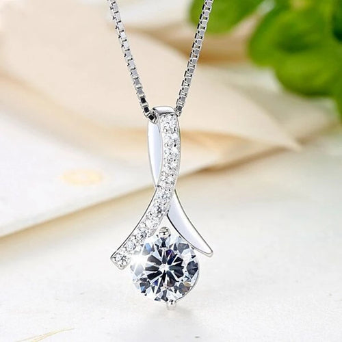 ALLURE LUXURY EXCLUSIVE QUALITY PENDANT WITH  CUSTOMIZE BOX
