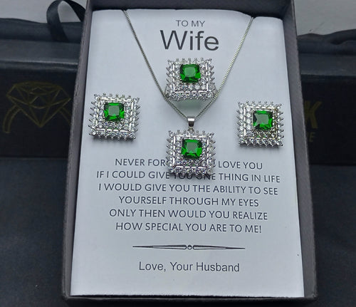 EMERALD LOOK LUXURY SET WITH EXCLUSIVE BOX PACKING
