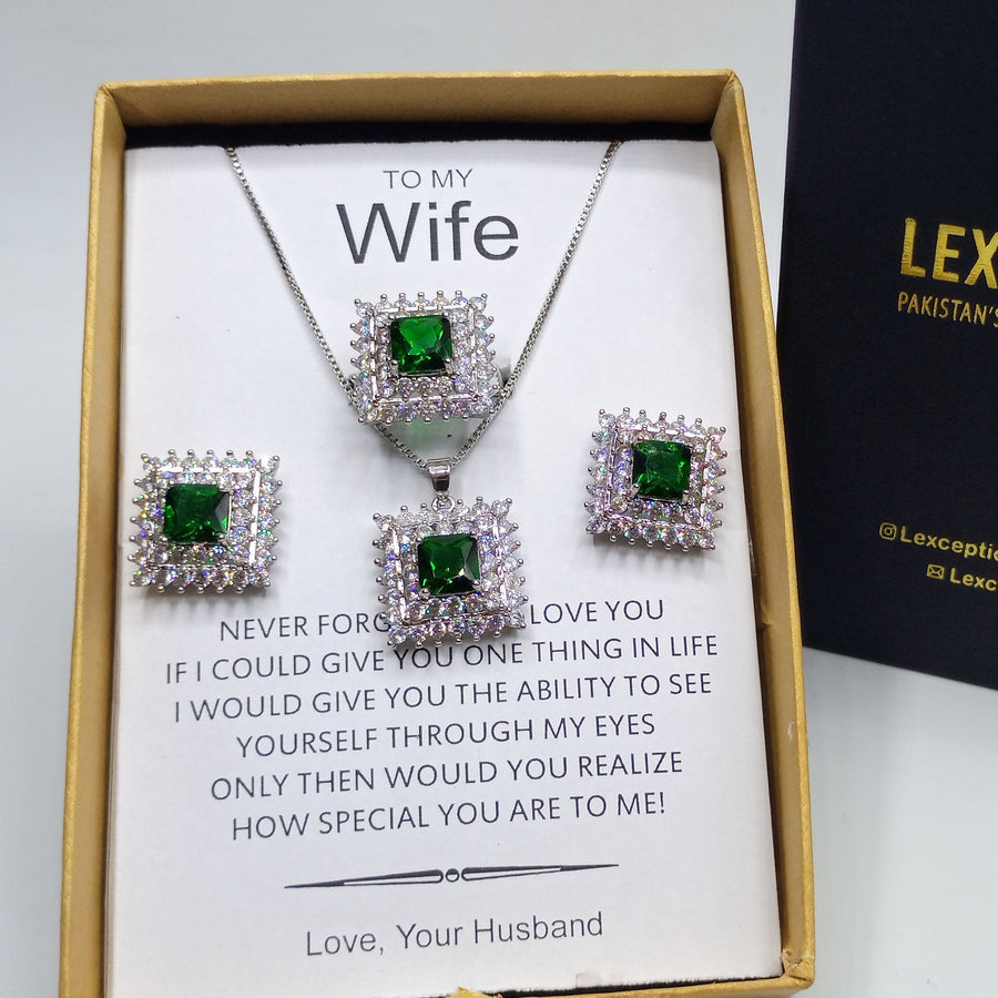 EMERALD LOOK LUXURY SET WITH EXCLUSIVE BOX PACKING
