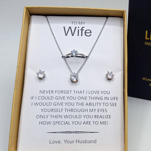 LUXURY DIAMOND LOOK EXCLUSIVE QUALITY SET WITH FREE BOX PACKING