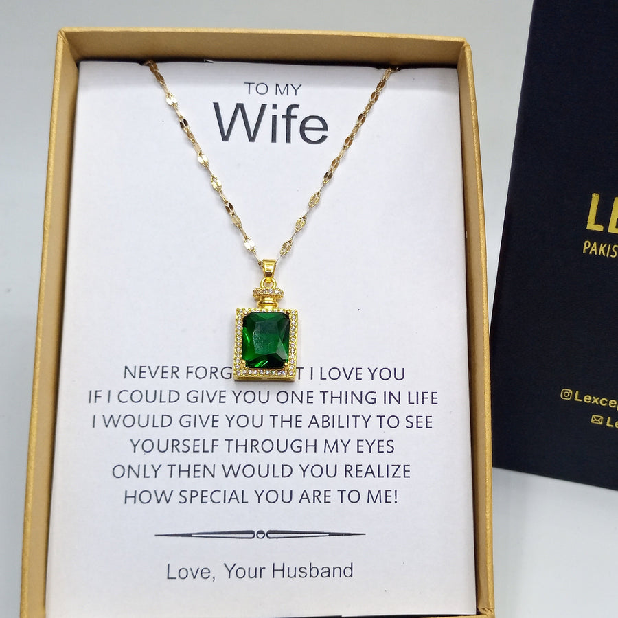 Emerald gold cut luxury quality exclusive pendant with box packaging