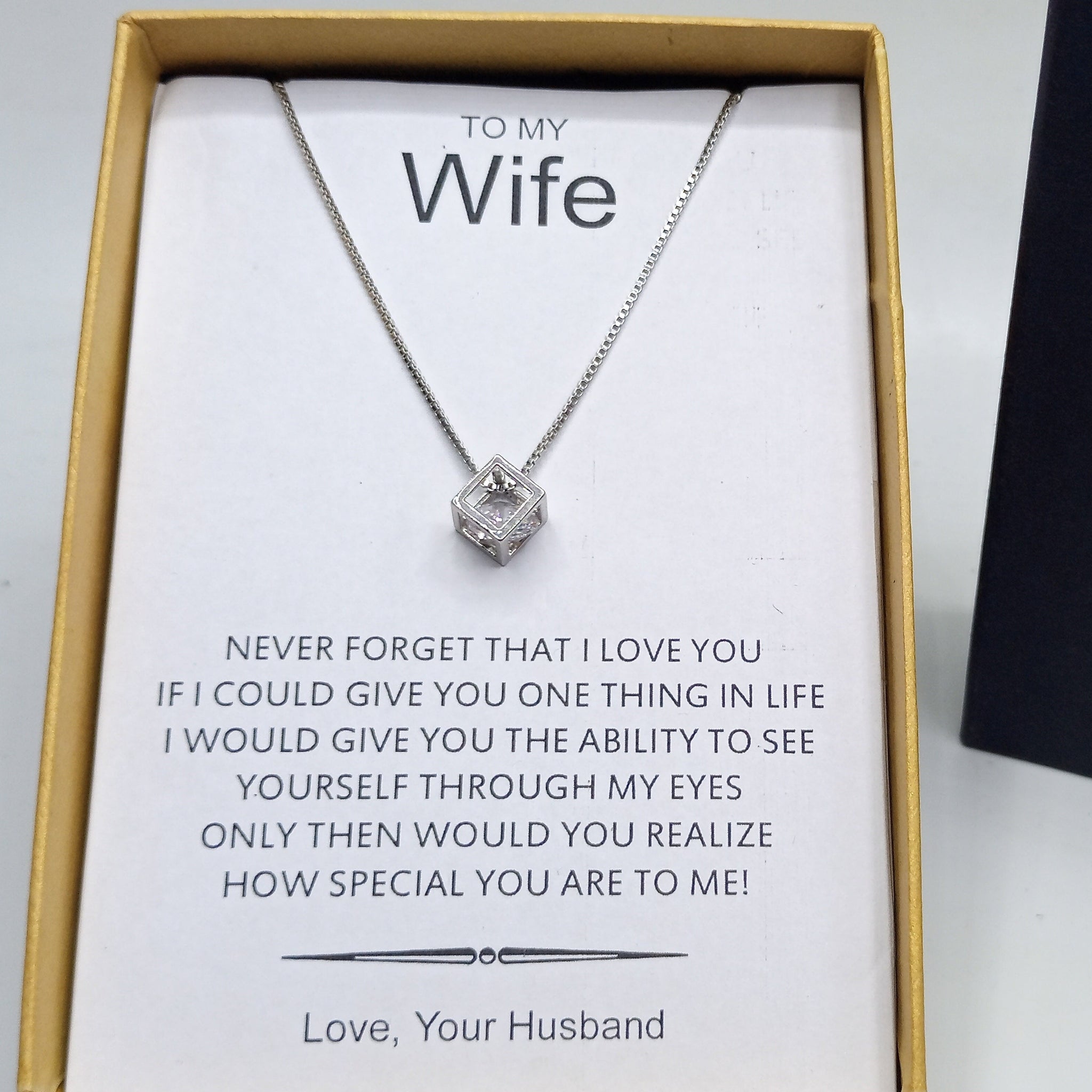 rubik look luxury pendant with box packing