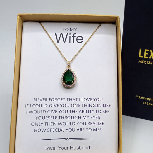 The emerald gold look luxury pendant with box packaging