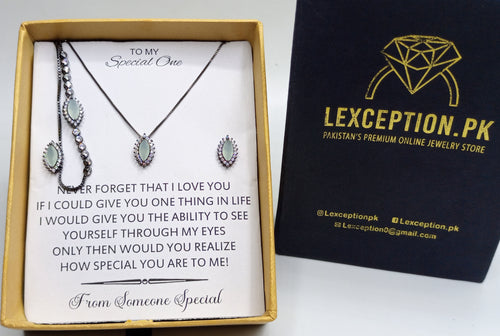 EXCLUSIVE AND LUXURY SET FINE FINISHING WITH BOX PACKING