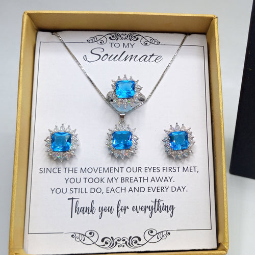 THE AQUA LOOK LUXURY FINISHING EXCLUSIVE SET WITH BOX