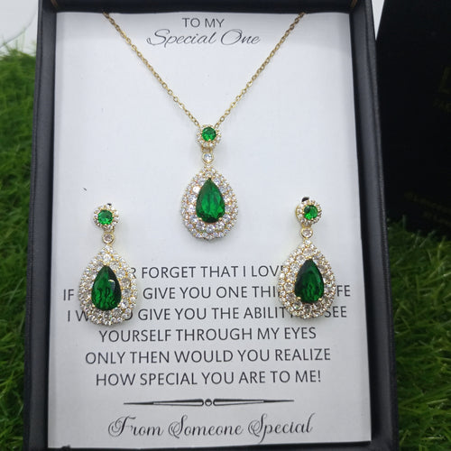 Emerald gold cut luxury set Pendant with Chain And Earrings box packed