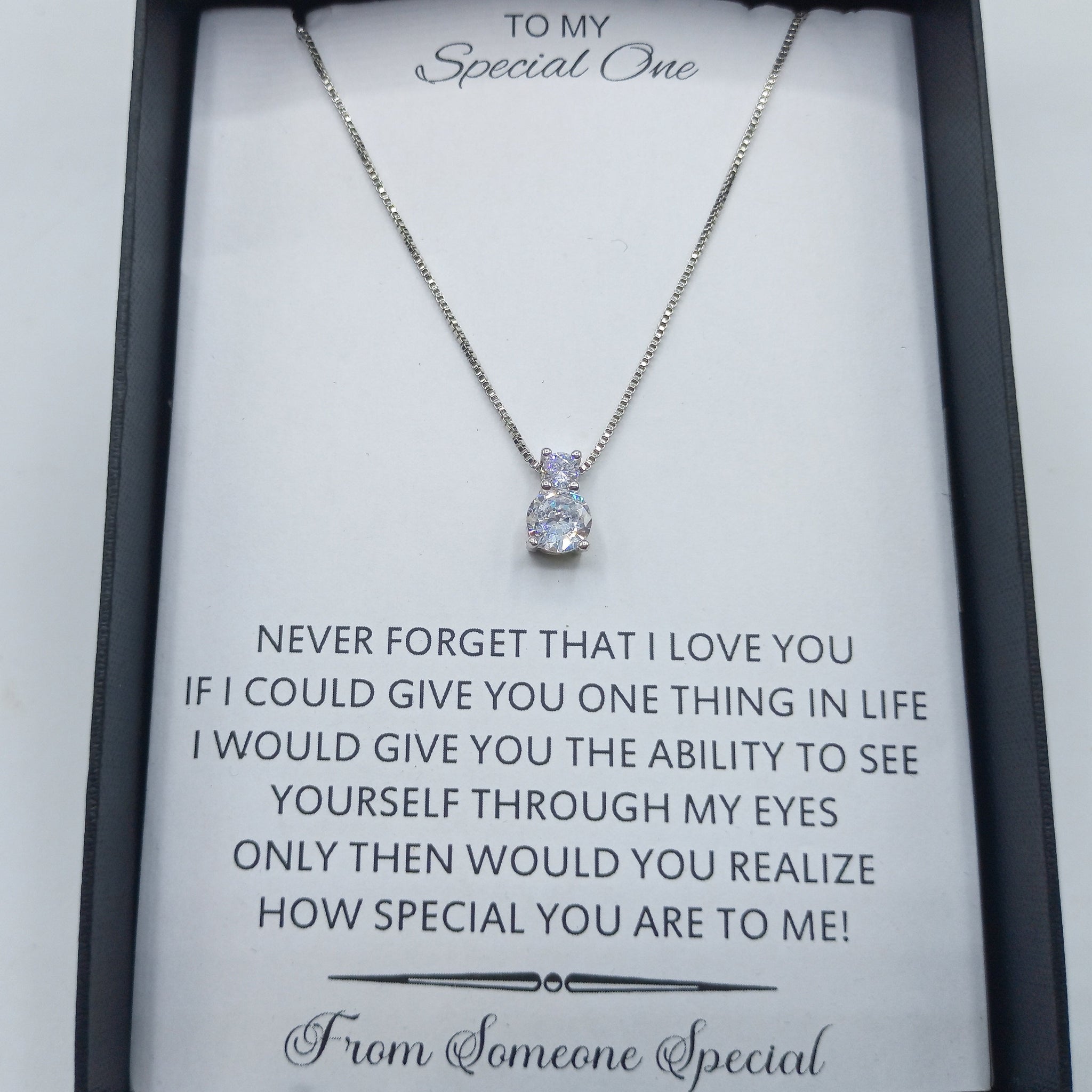 DIAMOND LOOK LUXURY QUALITY GIFT PENDANT BOX PACKED LIMITED EDITION