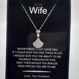 BRANDED DIAMOND CUT LUXURY QUALITY GIFT PENDANT BOX PACKED LIMITED EDITION