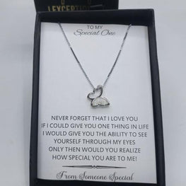 BUTTERFLY THEME DIAMOND CUT LUXURY QUALITY GIFT PENDANT BOX PACKED