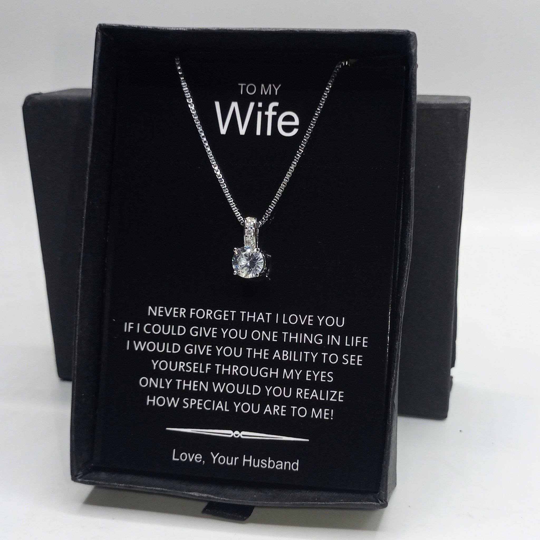 DIAMOND LOOK LUXURY GIFT PENDANT WITH CUSTOMIZE BOX