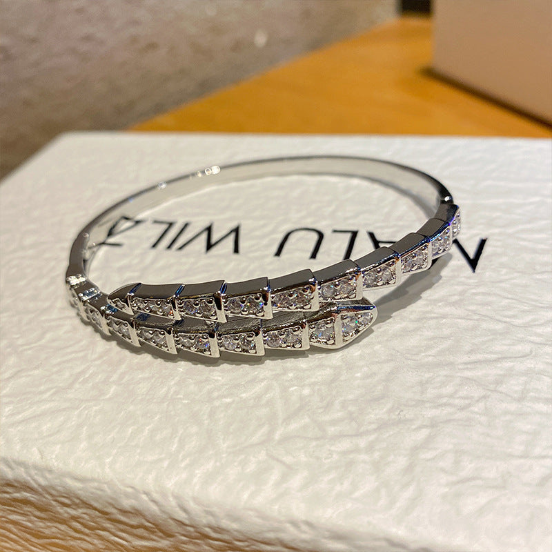 BRANDED LUXURY BANGLE