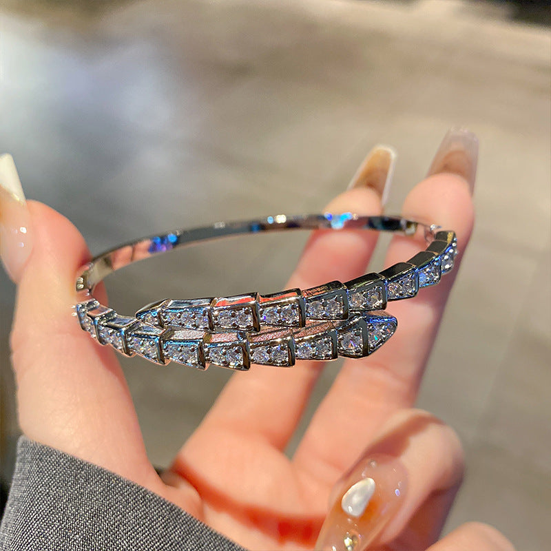 BRANDED LUXURY BANGLE
