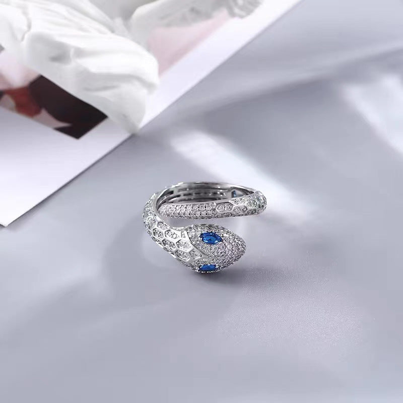 Serpenti exclusive ring