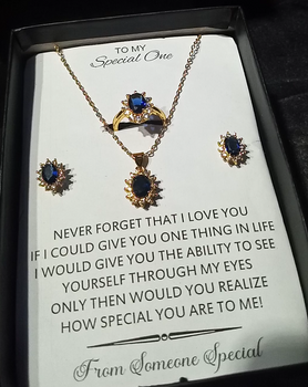 Exclusive luxury quality gold look sapphire set with special box packaging