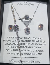 The square diamond impression luxury set