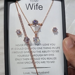 Gold plated luxury set with box