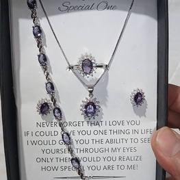 Purple Diana set exclusive edition complete gift set