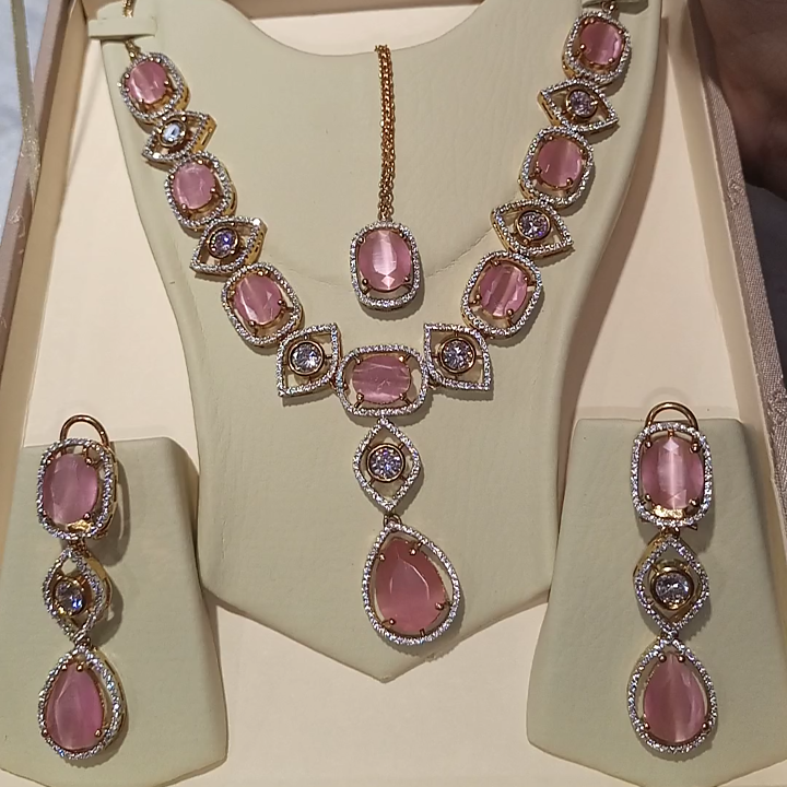 Moon stone luxury set with box