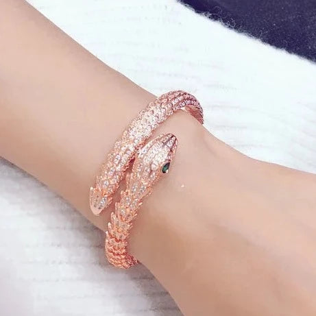 BRANDED ROSE GOLD PLATED LUXURY BANGLE
