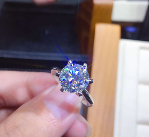Luxury wear high quality zircon ring adjustable