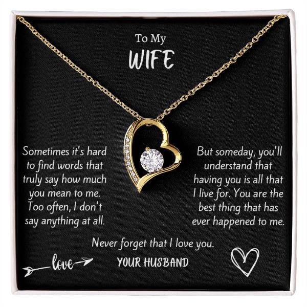The heart theme luxury pendant box packed