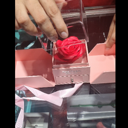 Rose box Diamond impression luxury gift set