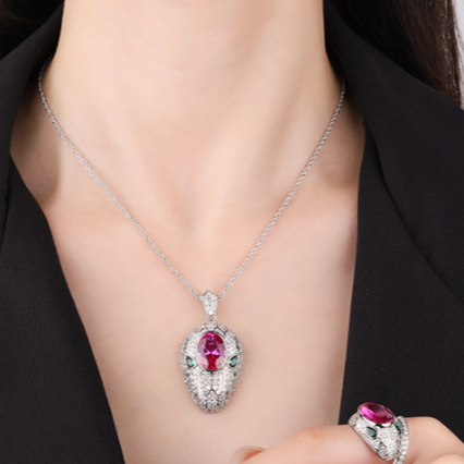 branded Luxury quality exclusive necklace free box packaging