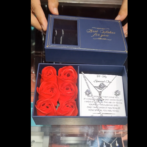 Rose box-The diamond dreams luxury set