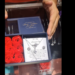 Rose box-The diamond dreams luxury set