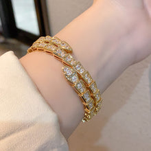 BVL*ARI SNAKE BANGLE